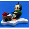 Holzkunst Held Pinguin auf Eisscholle mit Kinderwagen Nachwuchs girl P1324