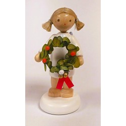 Werkstätten Flade Flachshaarengel mit Weihnachtskranz Flade 6153