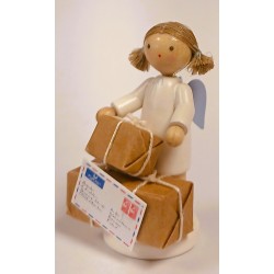 Werkstätten Flade Engel mit Weihnachtspaketen Flade 6174
