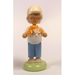 Werkstätten Flade Flachshaarkinder Junge mit Blumenschale Flade 5104