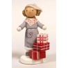 Werkstätten Flade Mädchen mit Geschenken Flade 5176