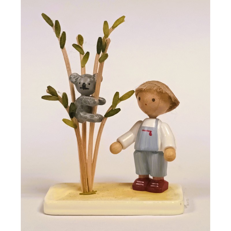 Werkstätten Flade Flachshaarkinder Junge mit Koala WWF Flade 5257