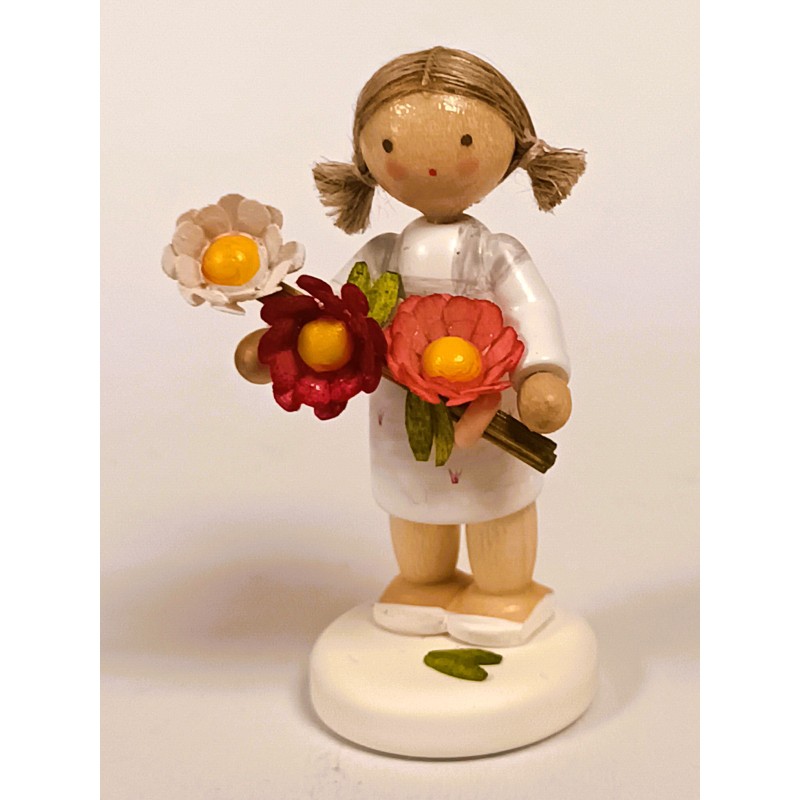 Werkstätten Flade Flachshaarkinder Mädchen mit Pfingstrosen 5608