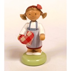 Werkstätten Flade Flachshaarkinder Jahresfigur 2013 Mädchen mit Stoffherz