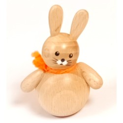 Hase gerade stehend natur mit orangem Schal Egermann 606 natur