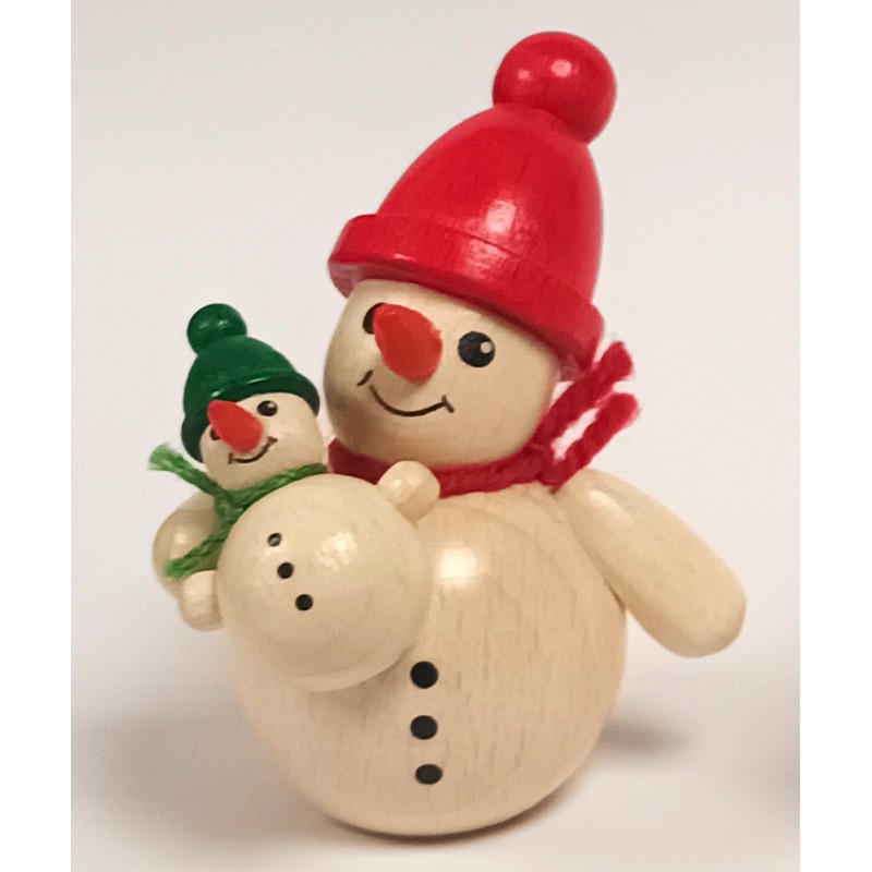 Schneemann mit Kind auf dem Arm rote Mütze Holzwaren Egermann 319 rote Mütze