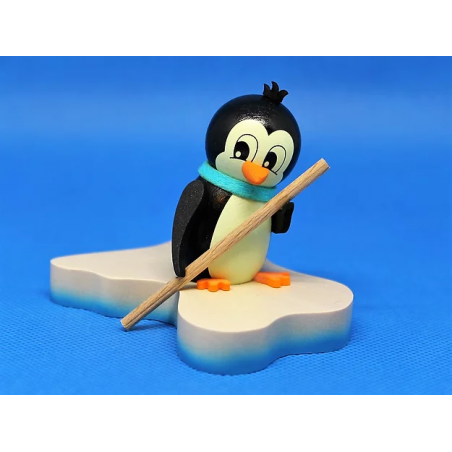 Pinguin auf Eisscholle - "On Tour"