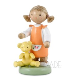 Werkstätten Flade Flachshaarkinder Mädchen mit Teddy Flade 5121